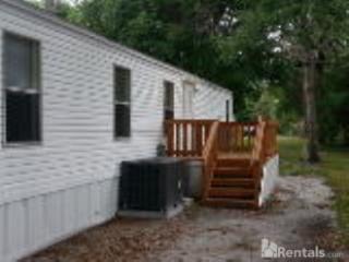 162 Castle Dr, Gainesville FL  32607-1789 exterior