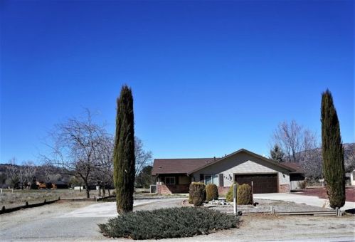 29551 Jamaica Dunes Dr, Tehachapi CA  93561-7428 exterior