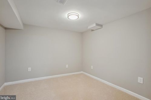 3121 Celadon Ln, Falls Church VA  22044-2610 exterior