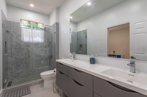 3471 177 Ave, Hollywood FL 33029-1672 exterior