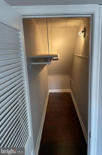 412 Gln Echo Rd, Philadelphia PA 19119-2915 exterior