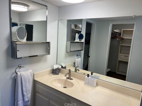 48936 Eisenhower Dr, Indio CA  92201-7597 exterior