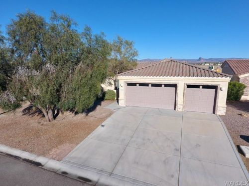 5512 Praise Ave, Bullhead City, AZ 86426-8893