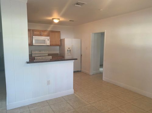 3218 Mura Dr, Fort Pierce FL  34982-6418 exterior