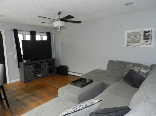 141 Moffitt Blvd, Islip Manor NY  11751-2916 exterior