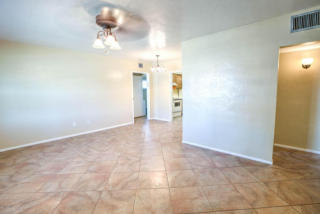 305 Litchfield Rd, Goodyear, AZ 85338-1257