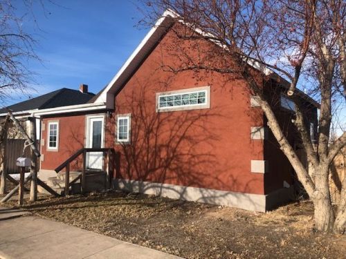 616 Pine St, Laramie, WY 82072-2453