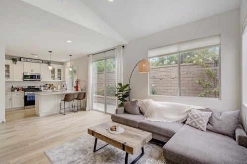 10143 Andy Reese Ct, Garden Grove CA  92843-5503 exterior