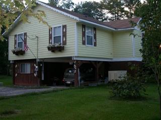 255 Ferguson Dr, Cleveland, TX 77327-7808