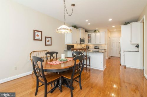 830 Creekview Dr, Blue Bell PA 19422-2729 exterior