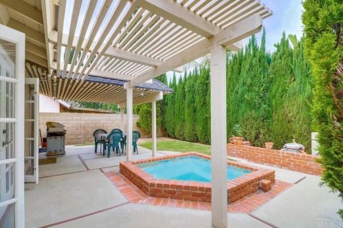 322 Liberty Way, Orange, CA 92869-4925