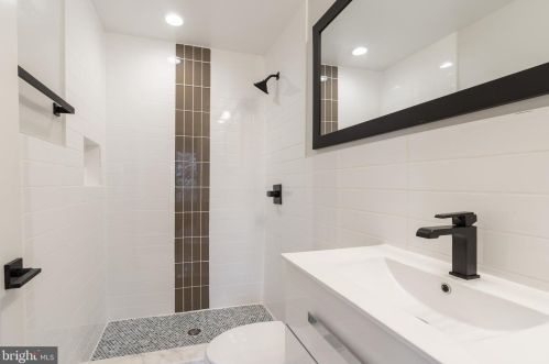 1509 Vermont Ave, Washington DC 20005-3712 exterior