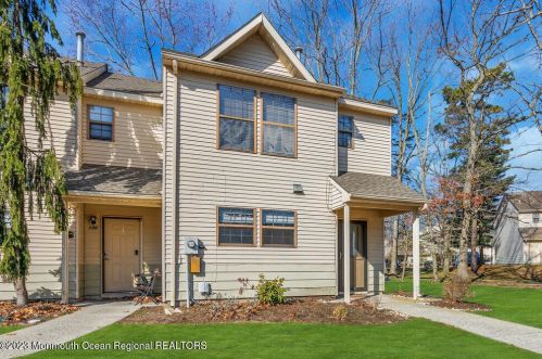 187 Azalea Cir, Jackson Twp, NJ 08527-2565