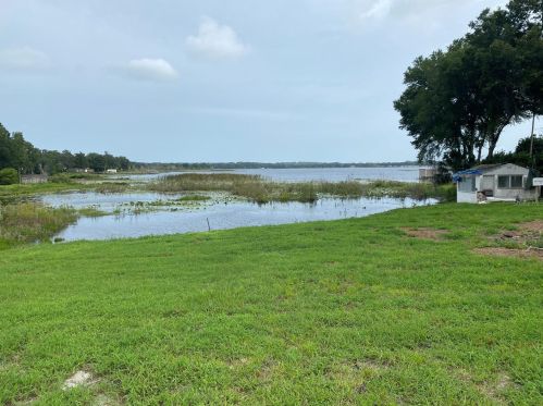 9832 110th Street Rd, Belleview FL  34420-3691 exterior