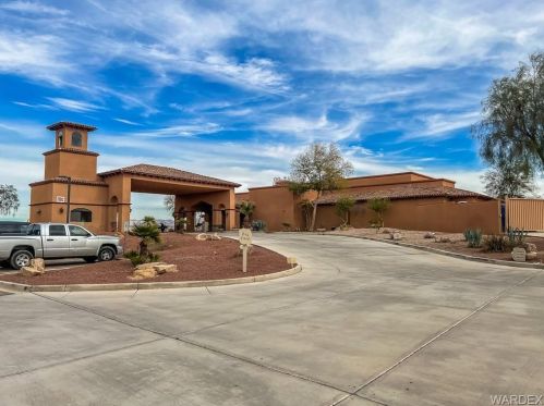 14 Torrey Pines Dr, Mohave Valley AZ  86440-8209 exterior