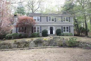 87 Raymond St, Tokeneke, CT 06820-4927