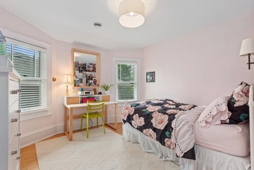 4620 Washburn Ave, Minneapolis MN 55410-1846 exterior