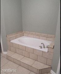 2933 Billy Cross Dr, Memphis TN  38138-7174 exterior