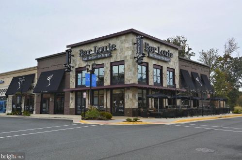 7204 Little Thames Dr, Gainesville VA  20155-4021 exterior