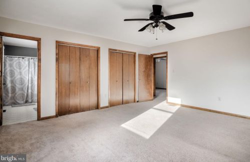 468 Hillcrest Rd, Edinburg VA  22824-2923 exterior