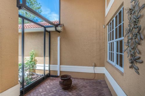 5005 Ruby Flats Dr, Wimauma, FL 33598-4005