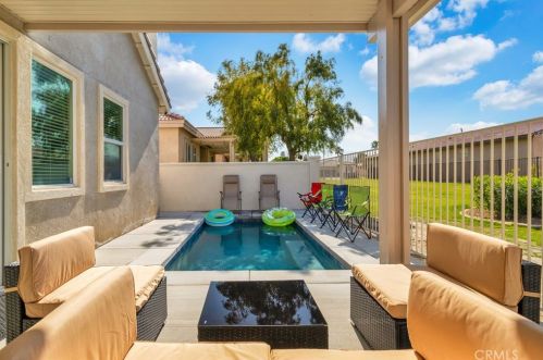 49527 Wayne St, Indio CA  92201-9752 exterior