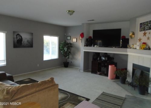 2406 Divide Way, Santa Maria, CA 93458-1415