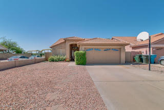 4207 Electra Ln, Glendale, AZ 85310-5571