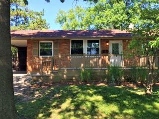 710 Cranford Dr, Cincinnati, OH 45240-3918