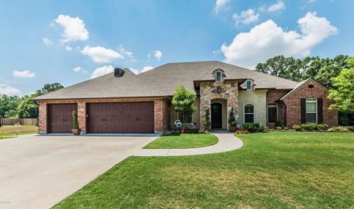 108 Grandview Terrace Dr, Youngsville, LA 70592-5536