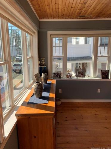 9 Grant St, Milford CT 06460-5311 exterior