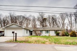 1309 Woodberry Dr, Knoxville, TN 37912-3061