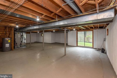 1006 Gwilym Cir, Berwyn PA  19312-2237 exterior