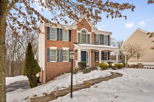 1646 Heritage Dr, Pittsburgh, PA 15237-7612