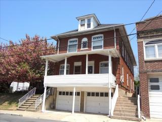 1309 Newport Ave, Northampton, PA 18067-1443