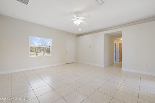 4290 Polaris Ave, Titusville, FL 32780-5527
