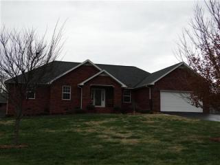 2226 Shelby Dr, Cookeville, TN 38506-3538
