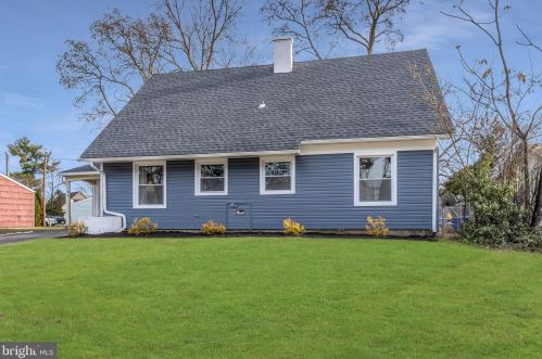 34 Shawmont Ln, Willingboro, NJ 08046-1022