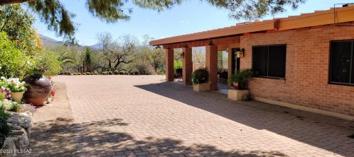 5977 Sabino Shadow Ln, Tucson, AZ 85750-1398