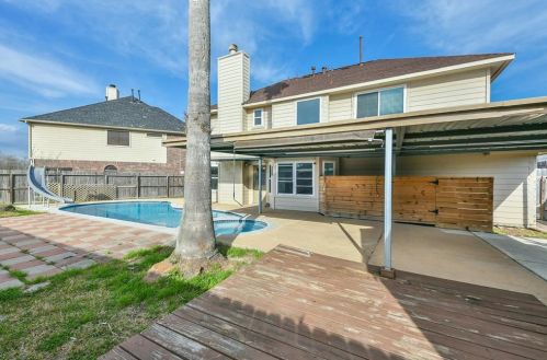 421 Spencer Lndg Ln, Morgans Point TX  77571-9147 exterior