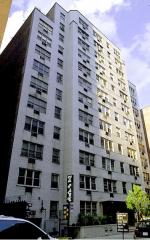 215 80th St, New York NY  10024-7028 exterior