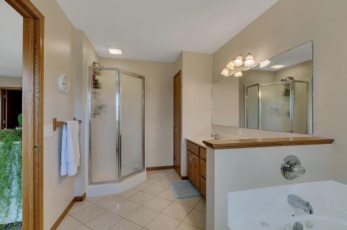 1905 Grizzly Ln, Sartell MN  56377-2070 exterior