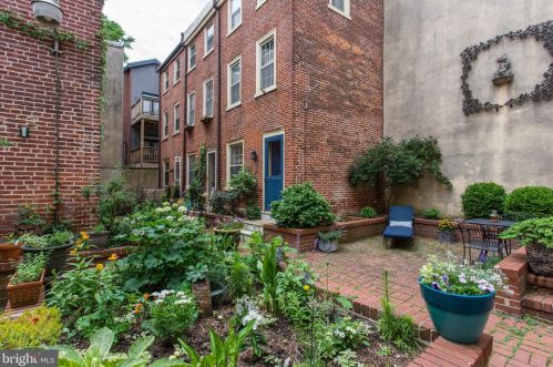 228-30 Catharine St, Philadelphia, PA 19147-3356