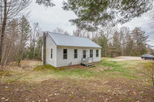 26 Pleasant Dr, Ellsworth NH  03223-4241 exterior