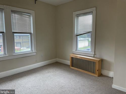 101 Patterson Ave, Trenton NJ  08610-4439 exterior