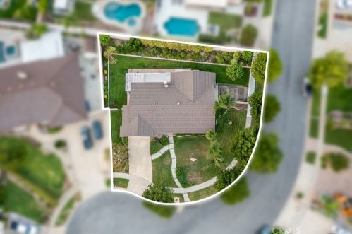 425 Winston Way, Upland CA  91786-2323 exterior