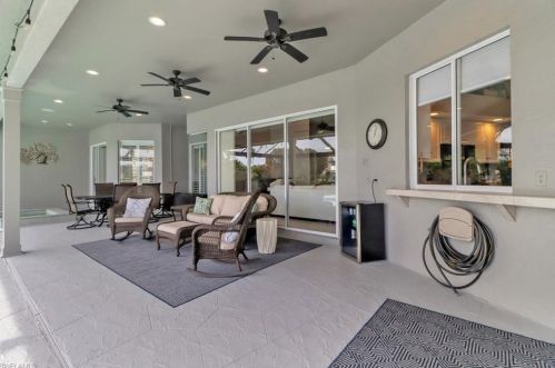 11268 Longshore Way, Naples FL 34119-8824 exterior