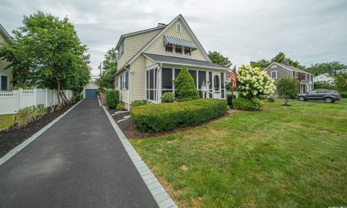 110 Bayway Ave, Brightwaters, NY 11718-2012