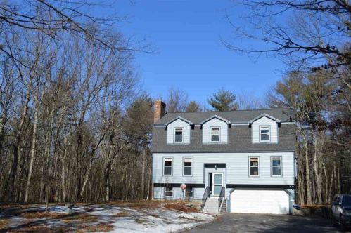 7 Bear Hill Rd, Brookline, NH 03033-2457