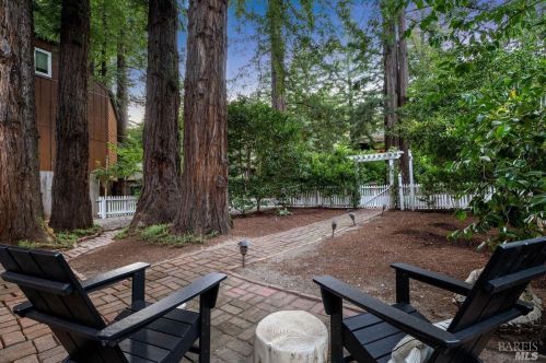 207 Madrone Ave, Larkspur CA  94939-2114 exterior